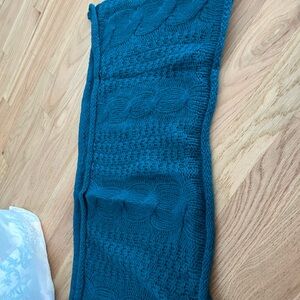Teal Cable Knit Scarf